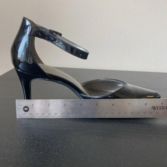 EUC Bandolino Womens Size 8.5 Ginata Buckle Pointed Toe Pump Heels Black Glossy - Picture 8 of 8